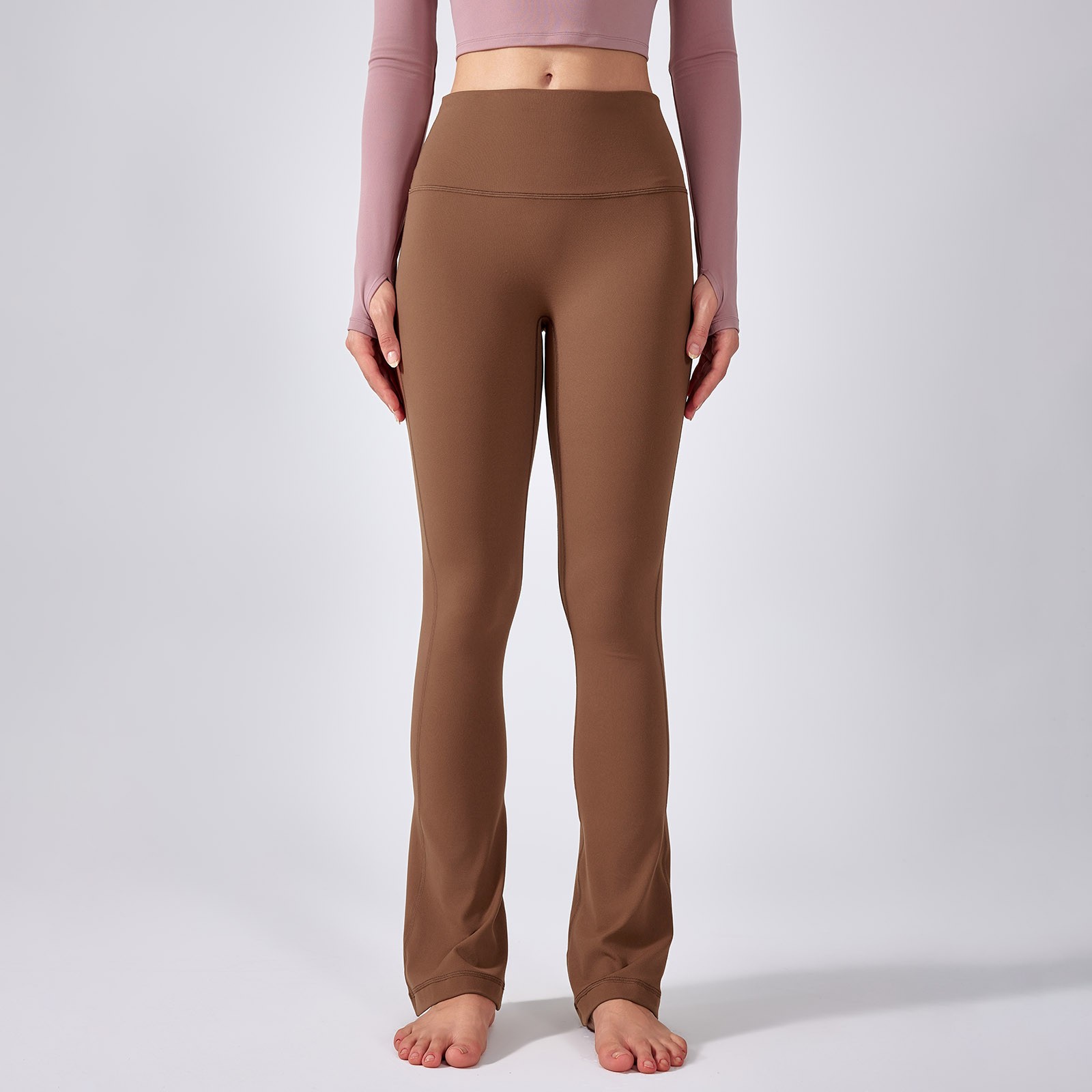 thumbnail image 4 of Pantalones deportivos de yoga: leggings acampanados de cintura alta, nailon y spandex, ropa deportiva elegante, cómodos y elásticos., 4 of 8